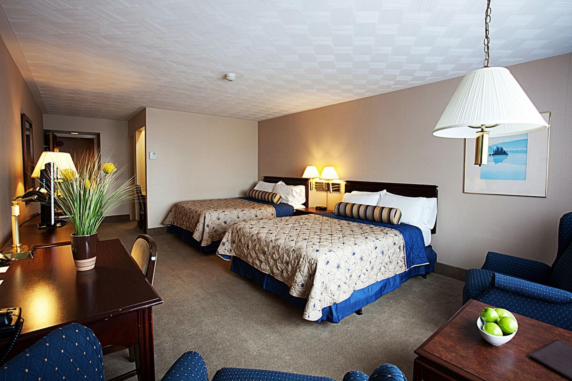 The Fredericton Inn Экстерьер фото